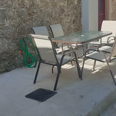Holiday home Kontrata Pinakokhorion